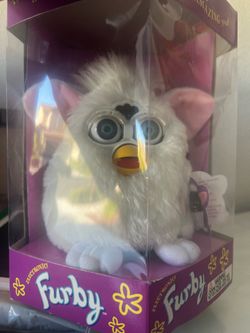 Rare - White Furby - 1998 / unopened