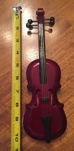 10” tall wooden violin. Please check my other items
