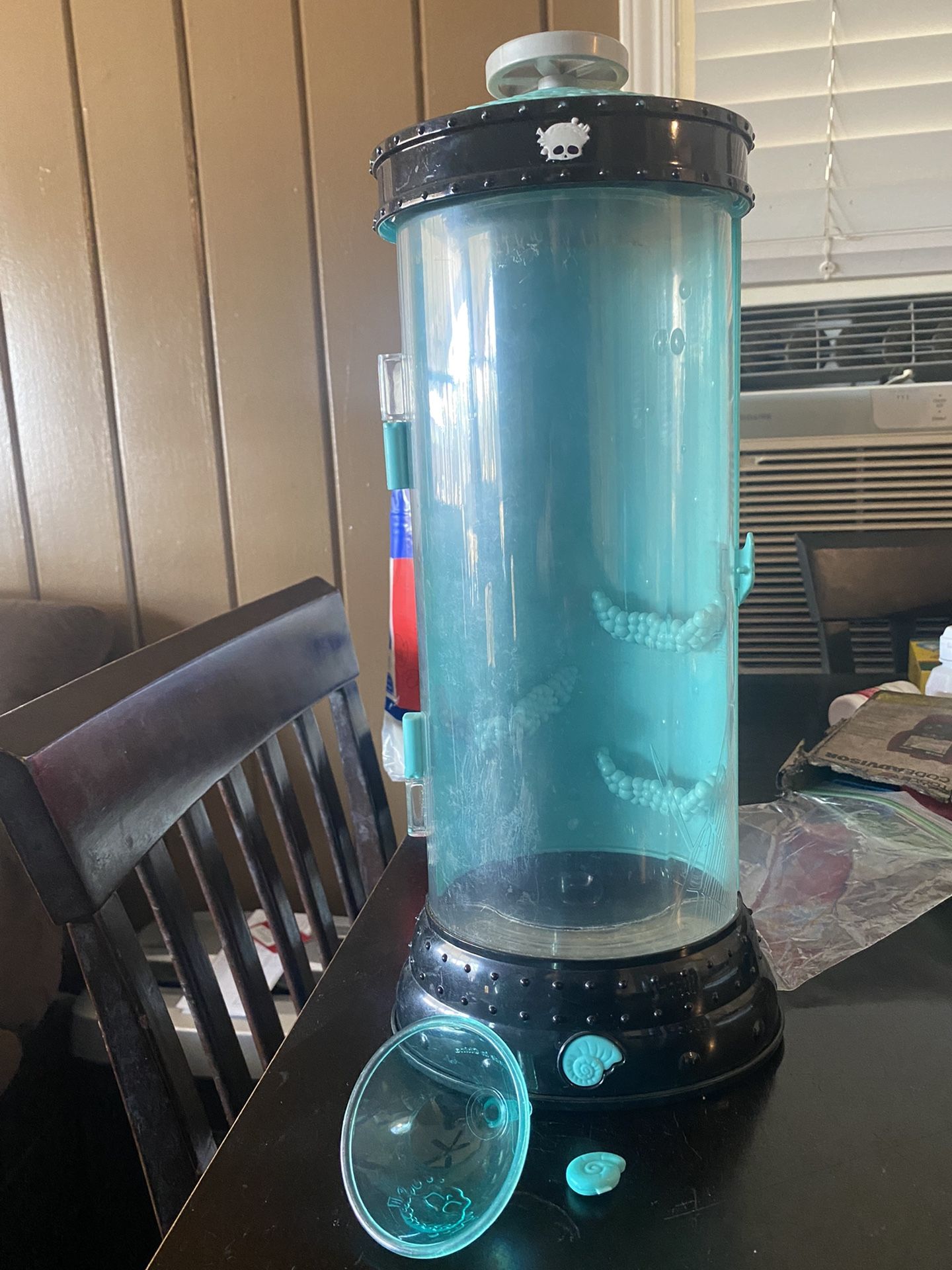 Lagoona Blue Hydration Station