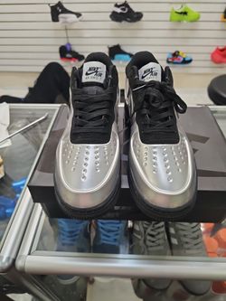Nike air force 1 Grey size 9.5 US