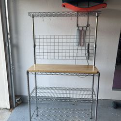 Baker’s Rack With Wine Rack And Removable Butcher’s Block