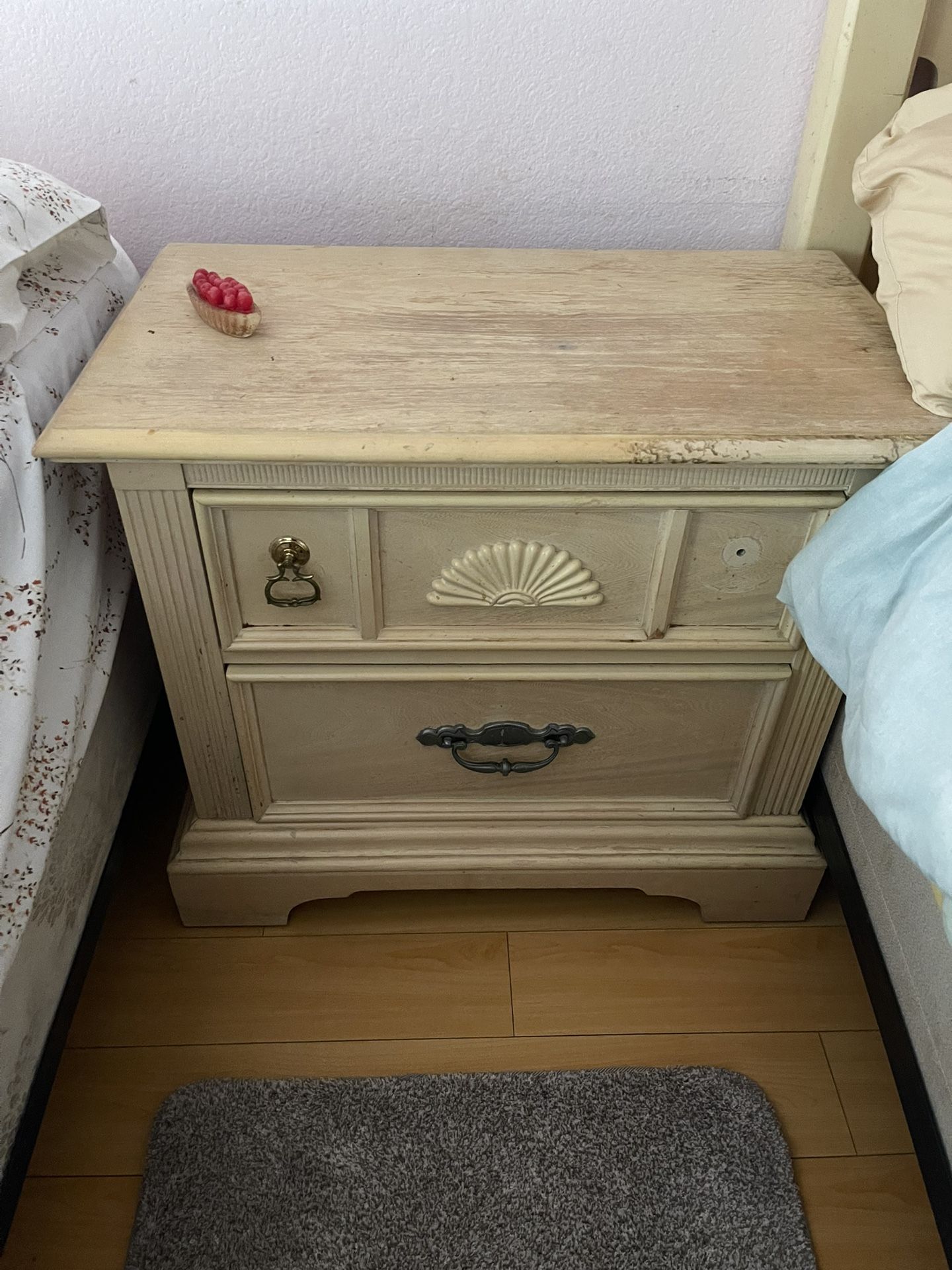 Bedroom Set Plus 2 Mattresses And Box