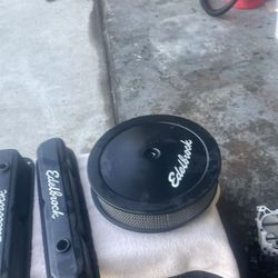 Valve Covers Eldebrock Air 
