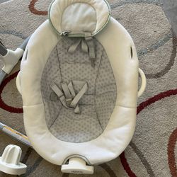 Graco Baby Swing