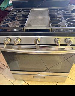 Whirlpool Gas Stove