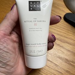 Rituals The Ritual of Sakura Magic Touch Body Cream 2.3 oz 70ml ~ New Coral Springs 33071