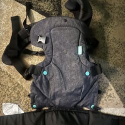 Infantino Baby Carrier 