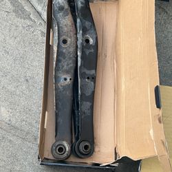 OEM lexus Rear Lower Control Arms