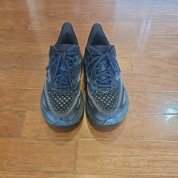Hoka Clifton 9 Size 10 Men