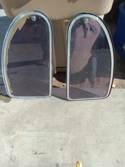 65-77 VW beetle rear quarter pop out widows and hardware. $350. OBO