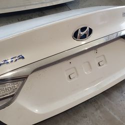 2012 Hyundai Sonata Hybrid Part $120