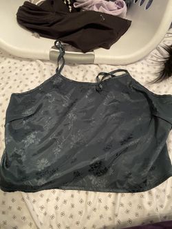 Tops Vary In Size 10$ Each Will Go Down On Price