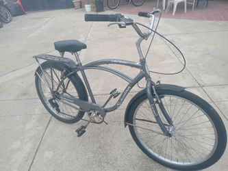 Schwinn Beach Cruiser  sz 26 tires