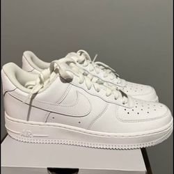 Nike Air Force Size 7