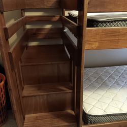 Twin/Full Bunkbed With Storage