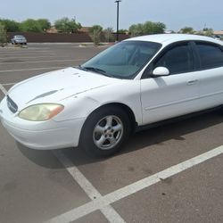 2003 Ford Taurus