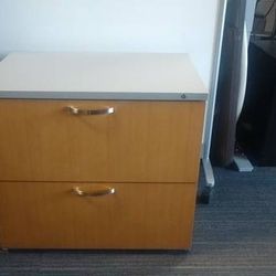2 Drawer Lateral File Cabinet 30"W
