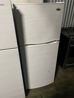 Whirlpool apartment size refrigerator(free delivery)