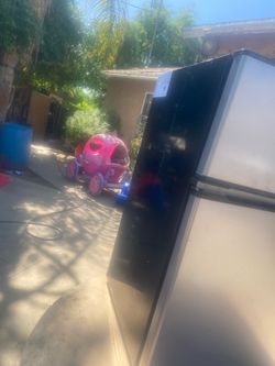 Mini fridge