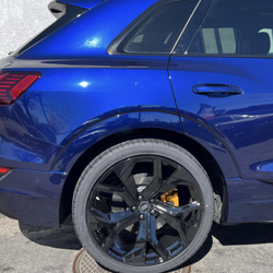 Audi q8 23” new blk rsq style rims new tires set