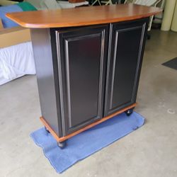 Freestanding Bar
