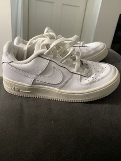 Kids Nike Shoes Size 3.5 $45