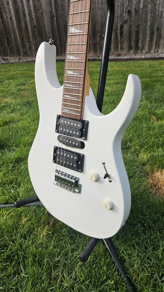 Irin ibanez style guitar