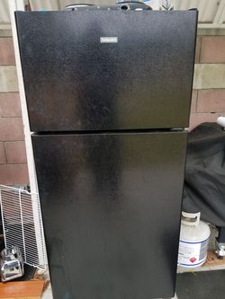 Hot point refrigerator