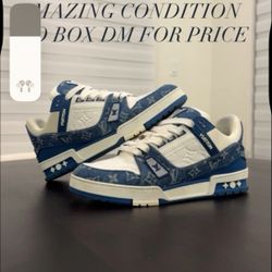 LV TRAINER SNEAKER 