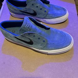 Nike Suede