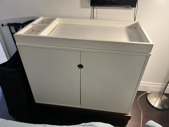Baby Changing Table With Topper