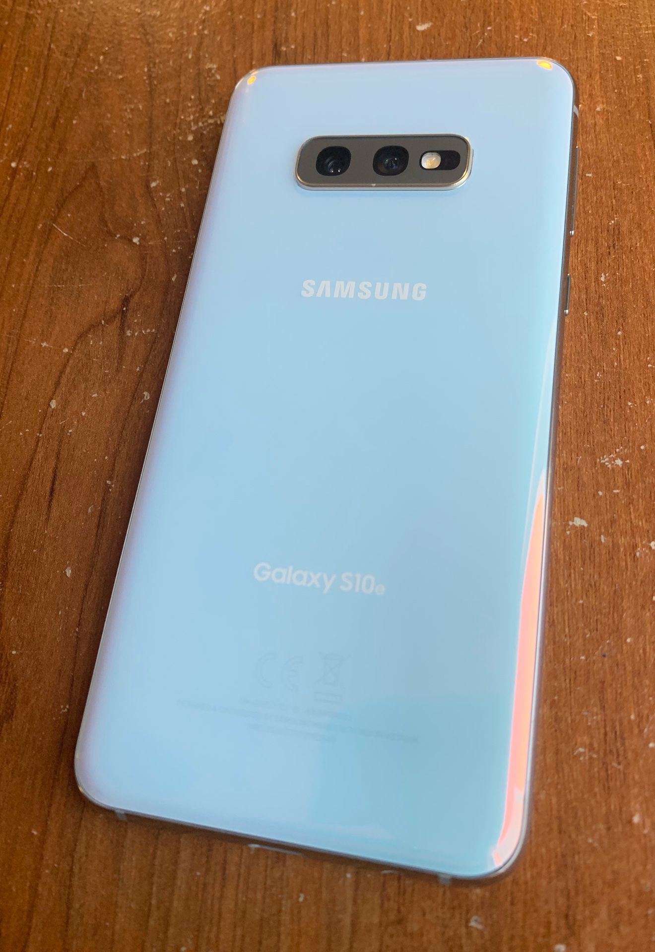 Samsung Galaxy S10e 128gb - Factory Unlocked