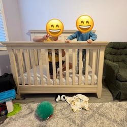 Baby crib and Mattress- Good Condition 