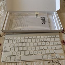 Apple Wireless Keyboard 