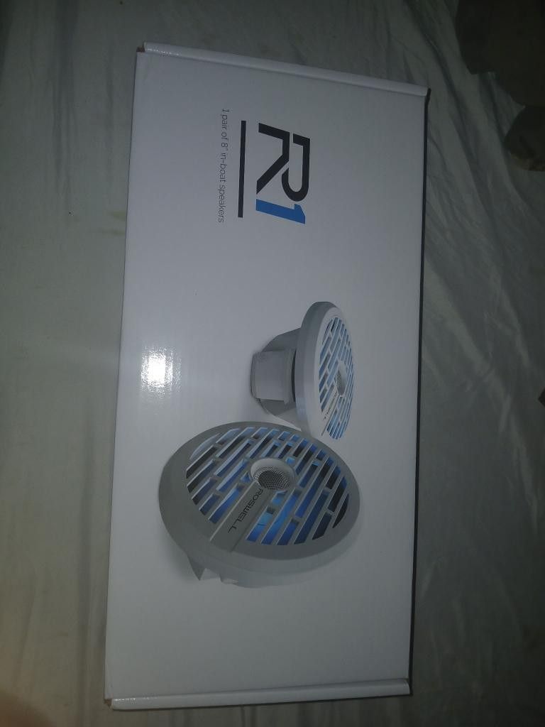 Roswell R1 In Boat Speakers