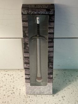 Urban Decay GoT Jon Snow’s Longclaw Brush Long Eyeshadow Brush NEW