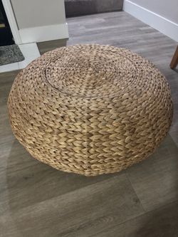 Light wood type Ottoman