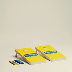 Hellmanns Cornhole set