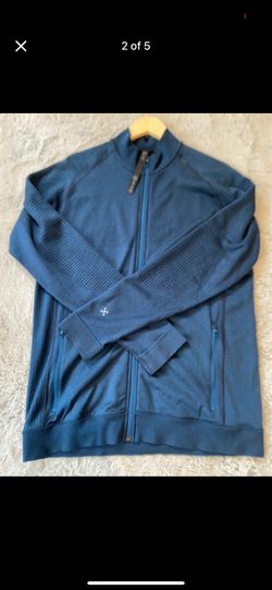 Lululemon men’s sweater