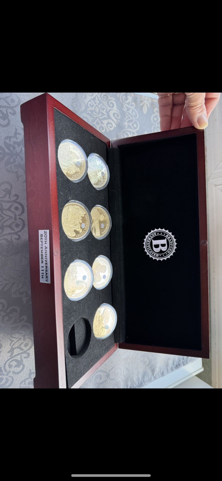 BRADFORD EXCHANGE: 20th Anniv, 9/11, 24k gold plated, proof, 7/8