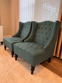 Accent chairs