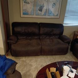 Full Reclining Couch