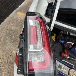 2015-2020 GMC Denali Right Side Tail Light 