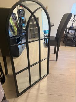 WALL MIRROR