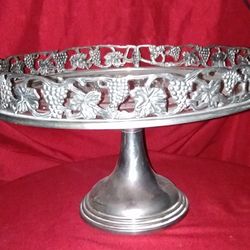 Godinger silverplate cake Fruit stand with Grapes and Leaves Gallery design

