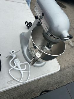 Kitchen aid mixer