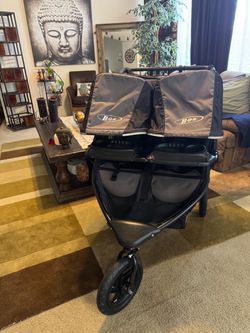 BOB Revolution Double Stroller