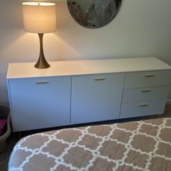 Sideboard
