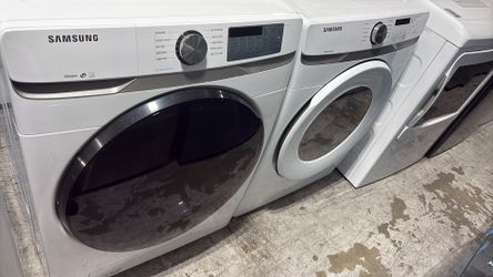 Samsung Frontload Washer Gas Dryer