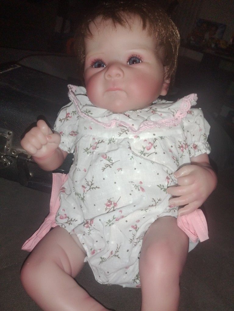 Realistic Doll Bettie Blue Eyes 100 Obo